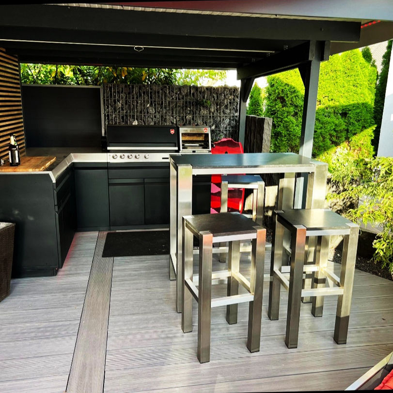 Natursteintisch mit Edelstahlgestell – Tischmanufaktur Axel Jahn